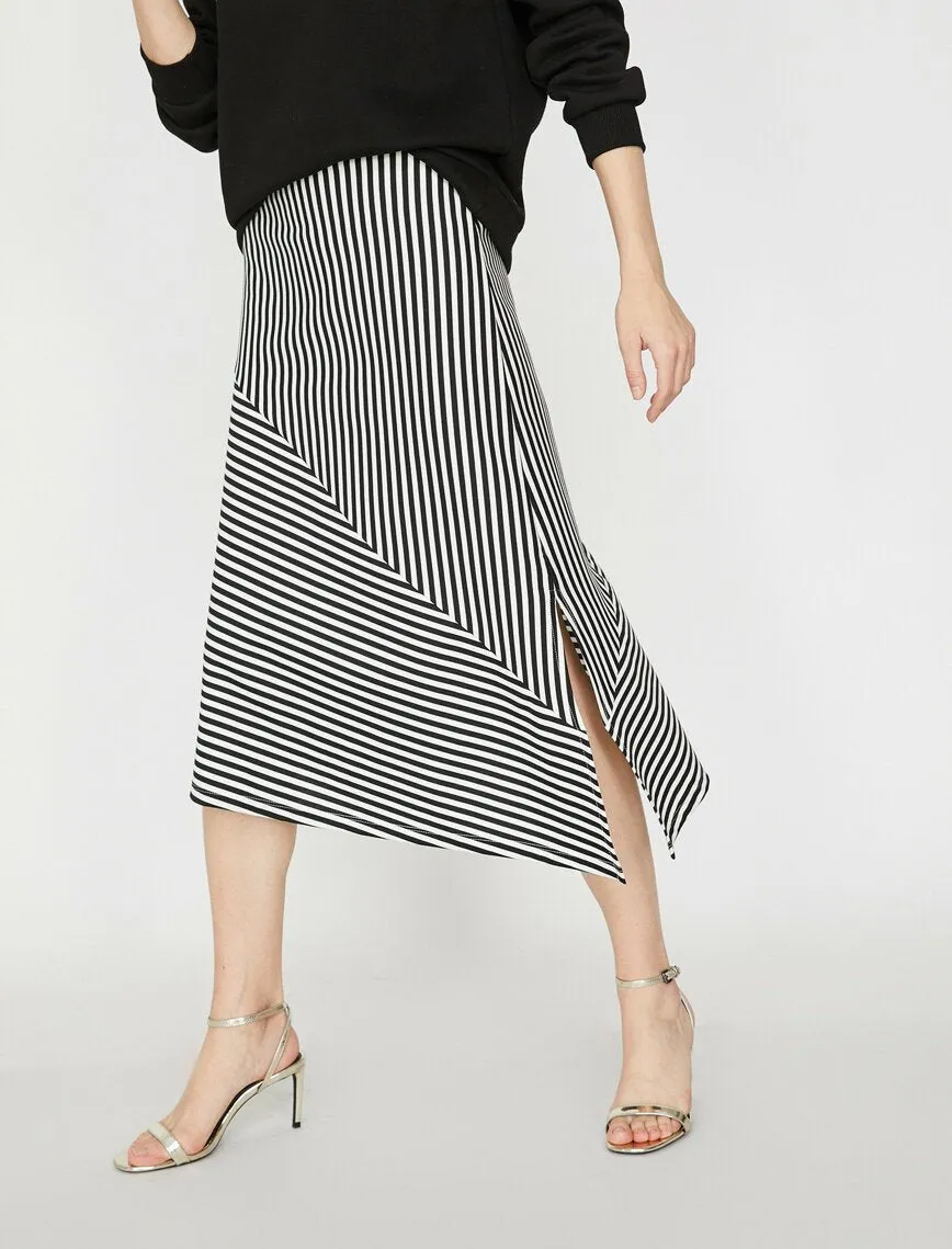 11899 Black Striped Midi Skirt