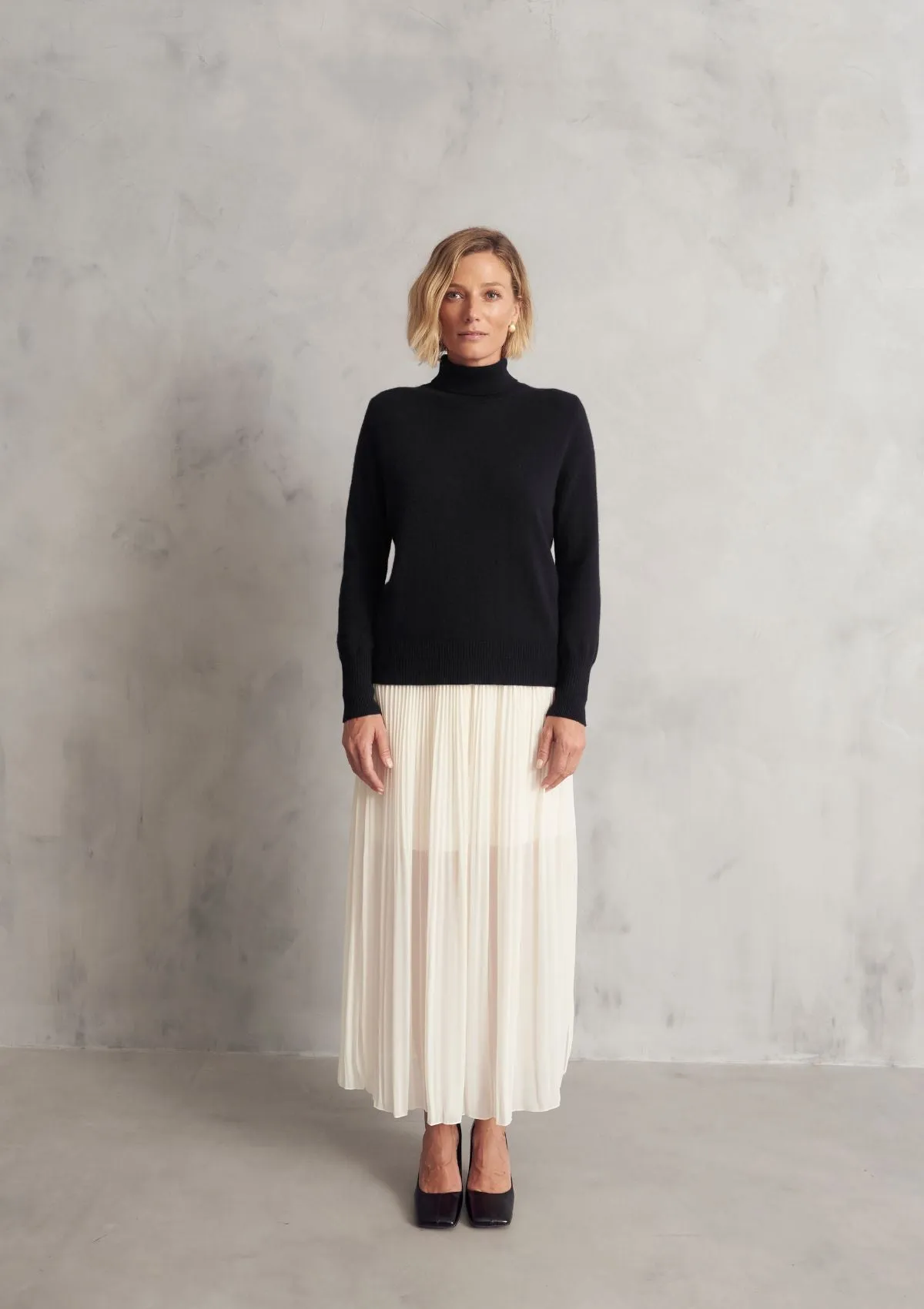 Cashmere Polo Neck Sweater in Jet Black