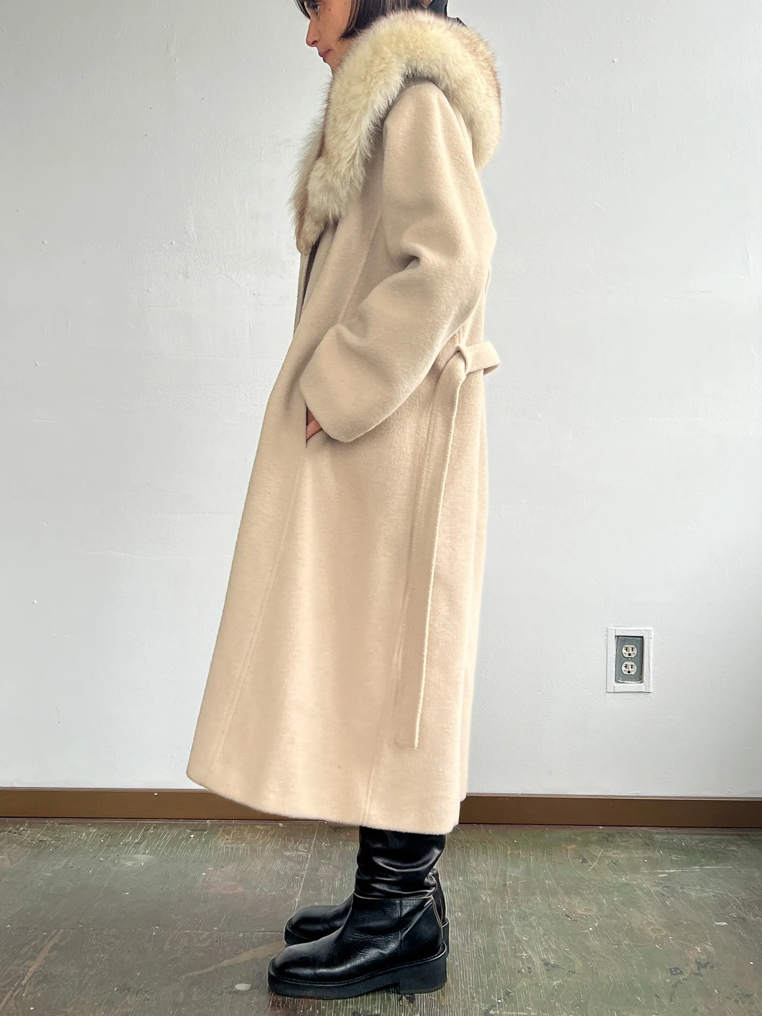 Cream Fur Collar Maxi Coat (L)