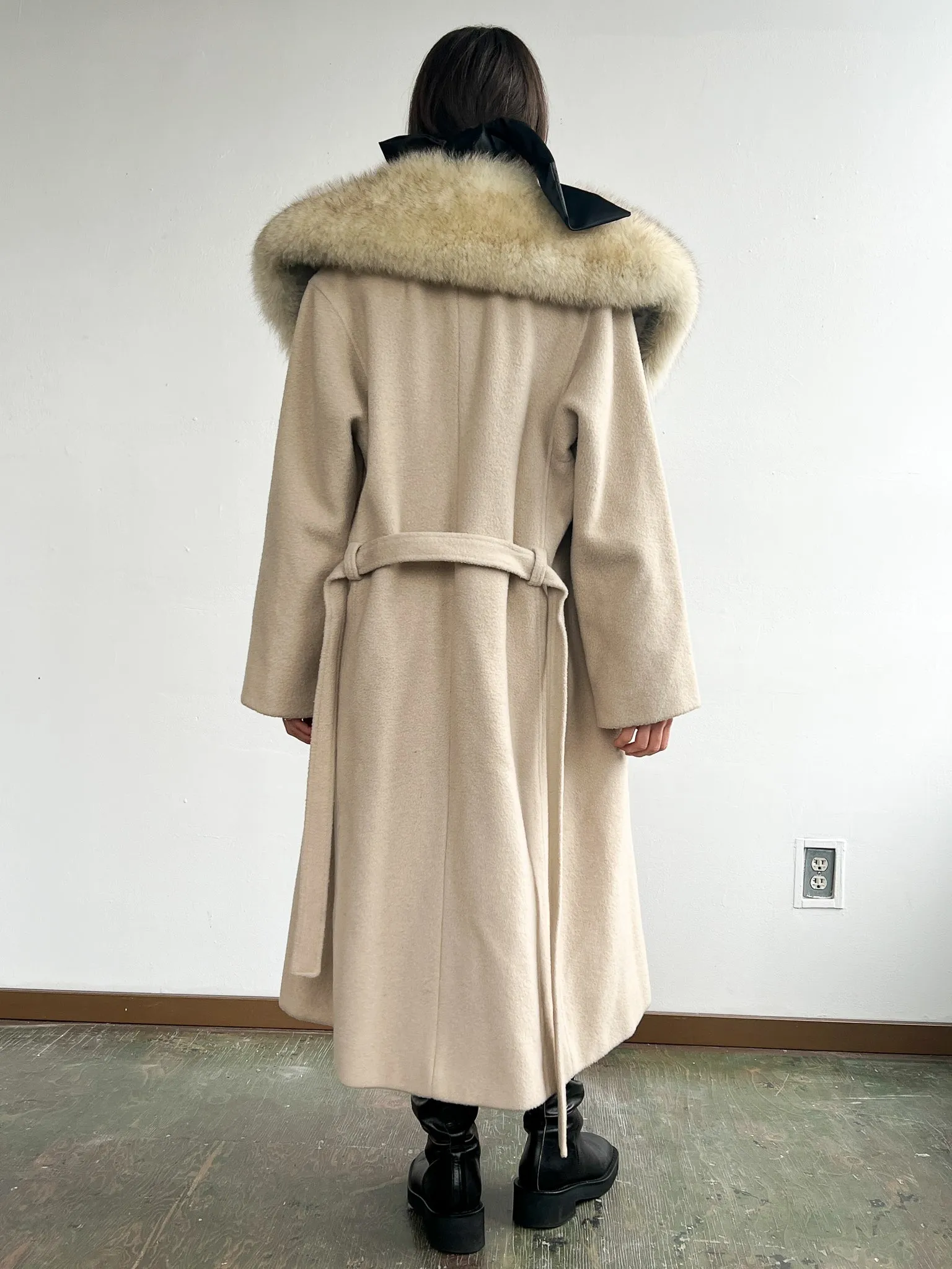 Cream Fur Collar Maxi Coat (L)