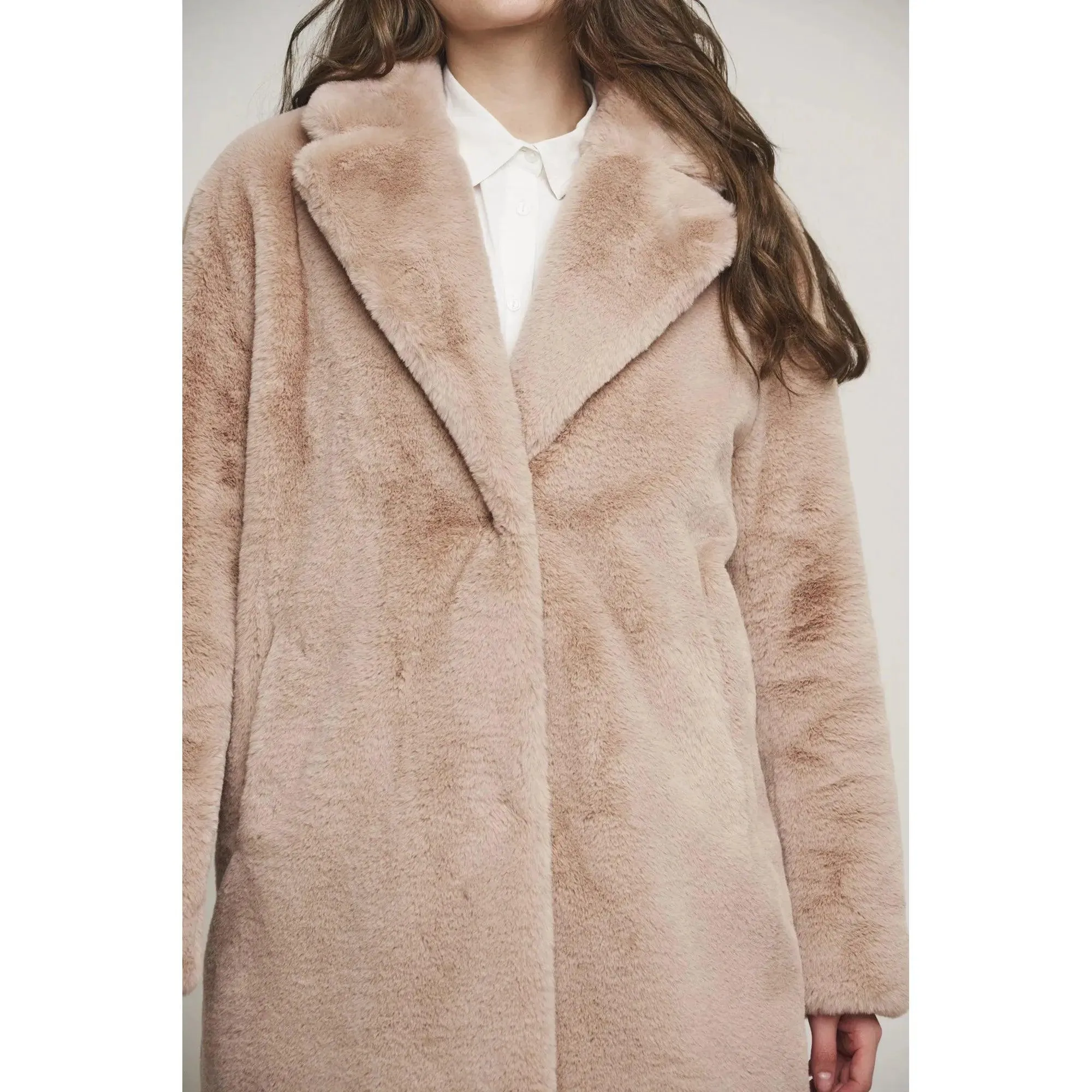 Geppe Midi Legnth Faux Fur Jacket Powder Pale Pink