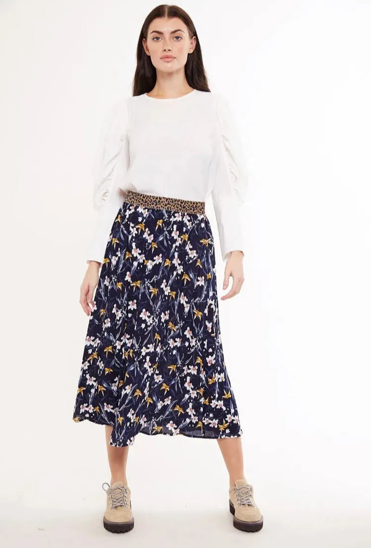 Hanan Swallow Print Midi Skirt By Louche