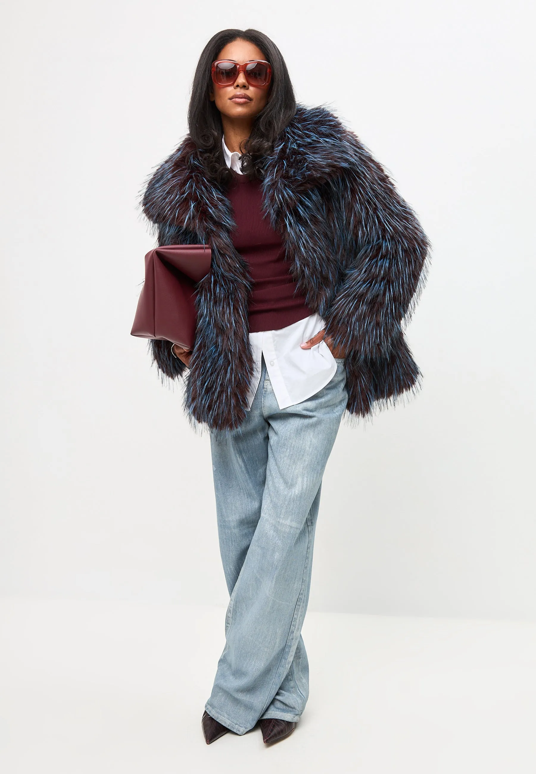 Luxurious Short Faux Fur Coat Icelyn - Blue