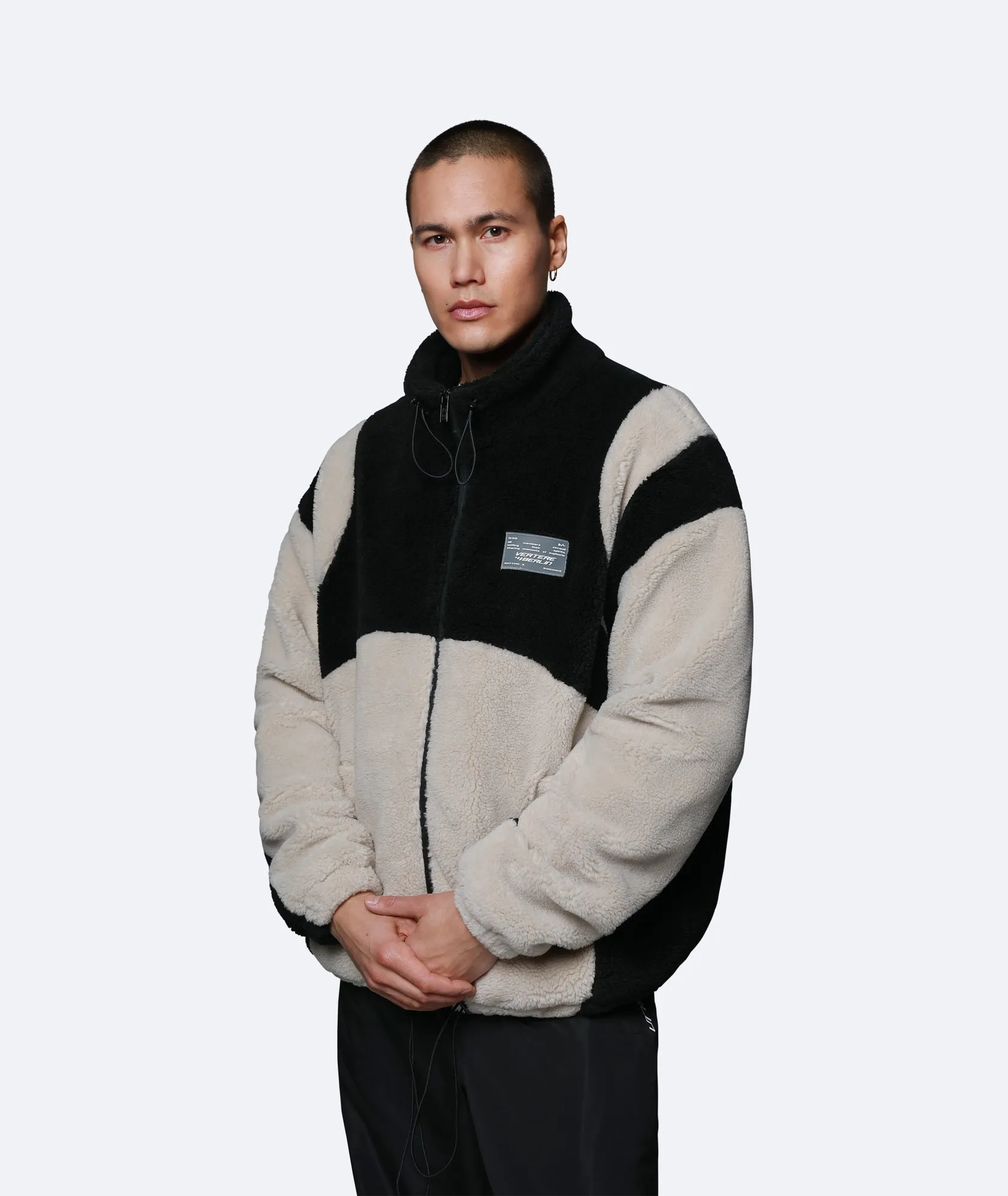 MOTION SHERPA JACKET - SAND/ BLACK