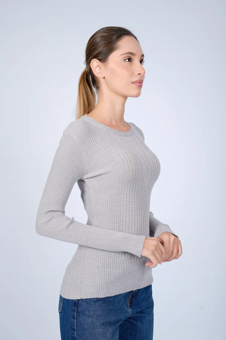 Round Neck Grey Ripped Knit Wear