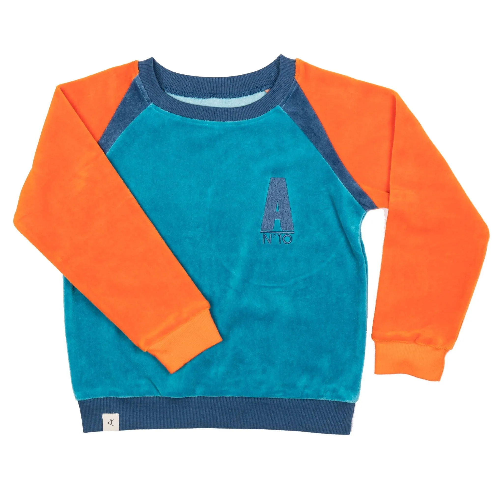 Sean sweatshirt- dragon fire: Size 3Y