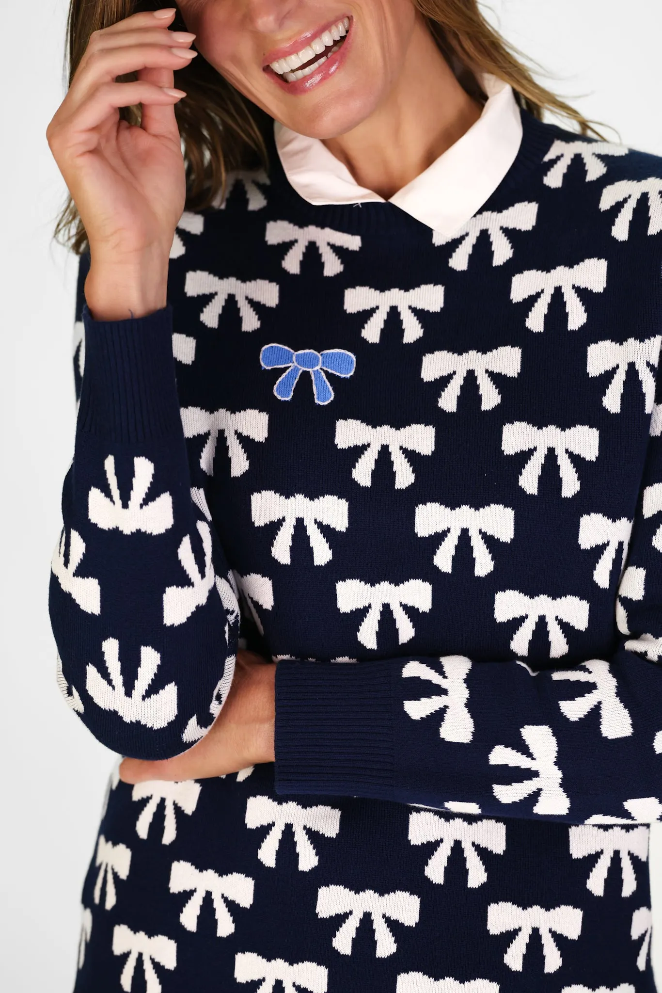 The Bow Sweater in Navy